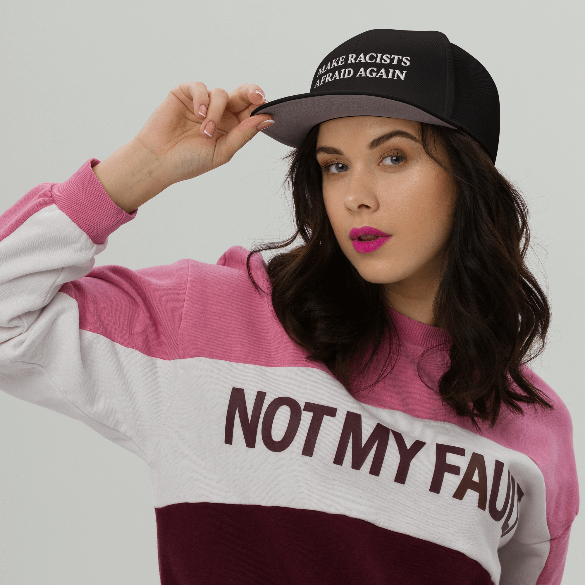 snapback-black-front-690641a352bf5